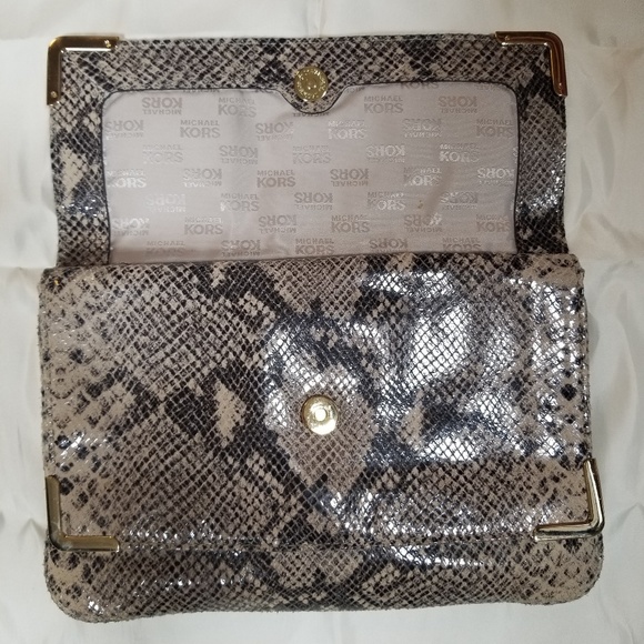 MK Python Print Bag - Picture 2 of 4